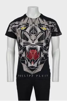 Men's T-shirt decorated with rhinestones