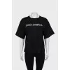 Loose T-shirt with brand logo