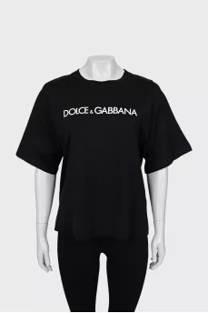 Loose T-shirt with brand logo