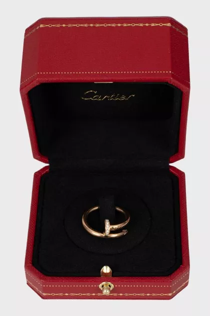 Gold ring with diamonds Juste un Clou