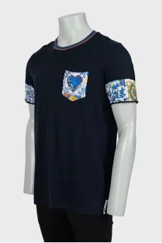 Men's T-shirt with patch pocket