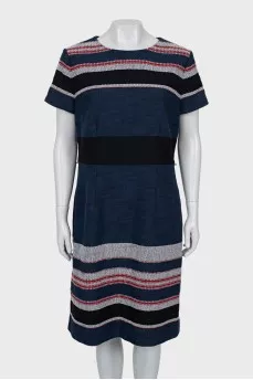 Short sleeve fitted dress