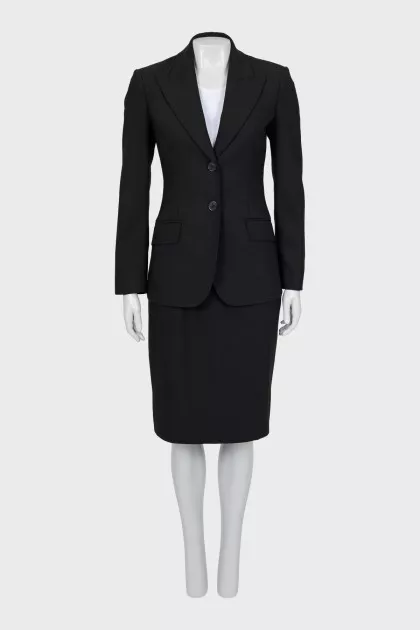 Wool suit with pencil skirt
