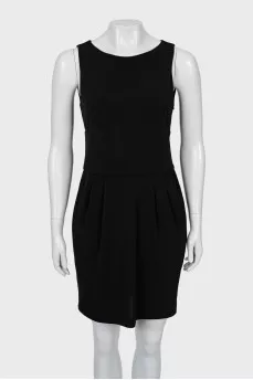 Black dress with accent waist