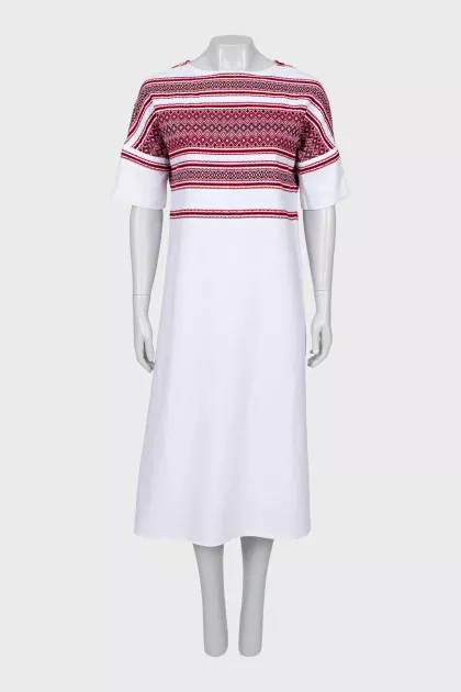 Shift dress with embroidery