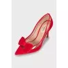 Velor shoes with removable decor