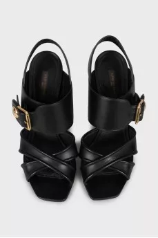 Leather sandals with gold buckle