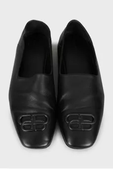 Men's loafers with embossed logo