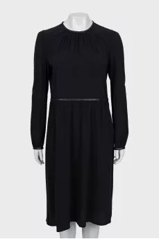 Fitted dress with leather inserts