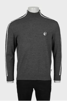 Men's golf with logo on sleeves