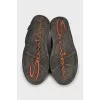 Men's black leather sneakers