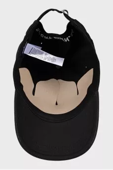 Cap with text print