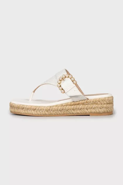 Flip-flops with woven soles