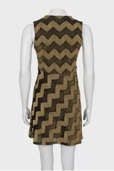 Sleeveless V-neck dress