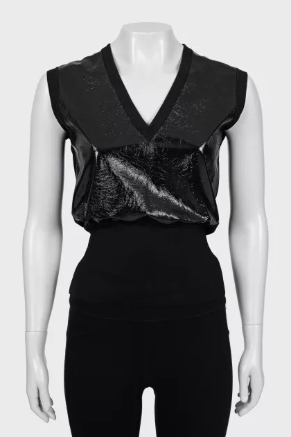 V-neck combination top