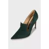 Suede shoes with tongue
