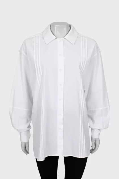 White shirt with raised seams