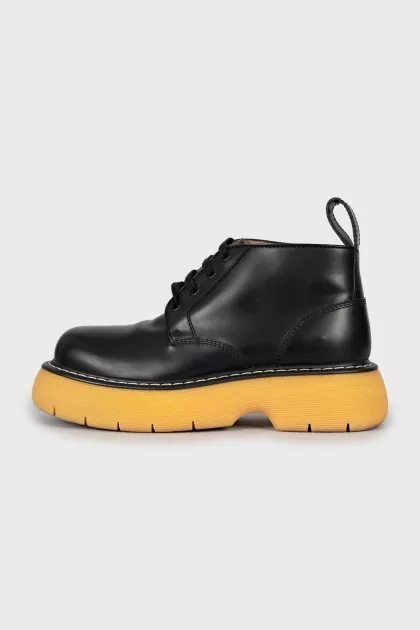 Leather boots with textured soles