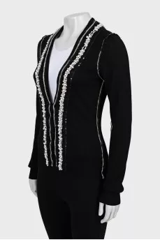 Fitted cardigan decorated with beadsb