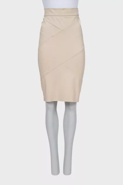 Beige skirt with raised seams