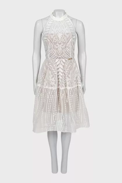 Fitted dress with embroidered print
