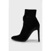 Textile ankle boots decorated with flowers