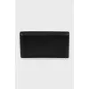 Leather wallet with wooden decor