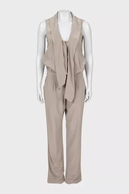 Silk jumpsuit with tie