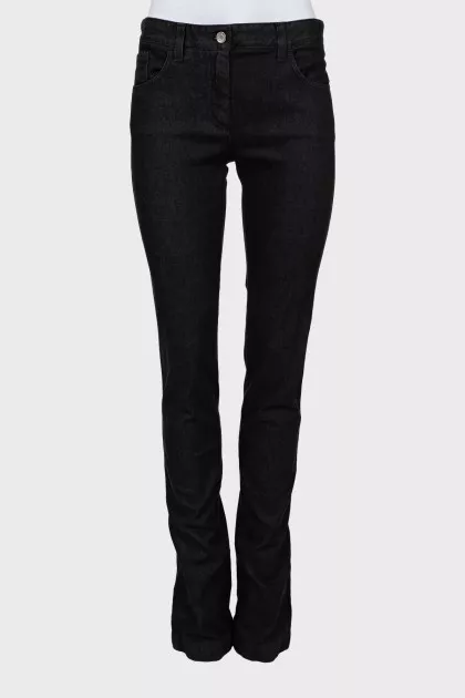 Mid-rise jeans with tag