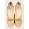 Beige leather round toe shoes
