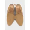 Beige leather round toe shoes