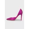 Pink shoes decorated with rhinestones