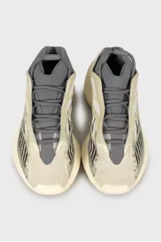 Men's Yeezy 700 V3 sneakers