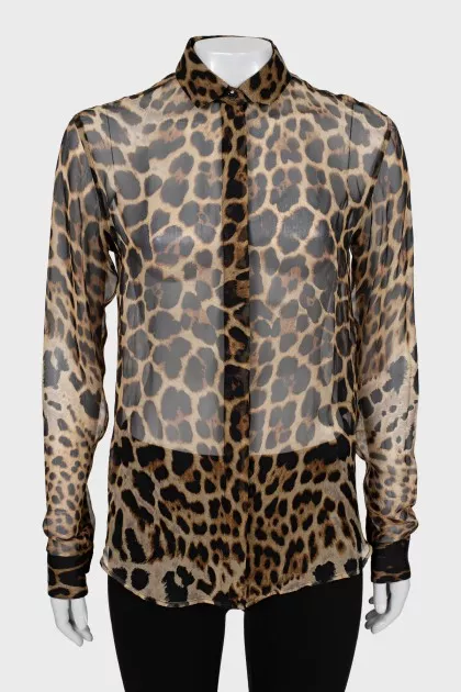 Silk shirt in animal print