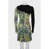 Fitted dress with sleeves