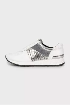 Sneakers with signature print and tag