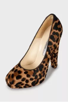 Animal print leather shoes