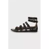Leather sandals with buckles