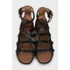 Leather sandals with buckles