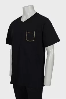 Men's T-shirt with patch pocket
