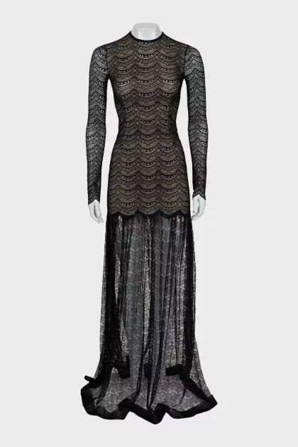 Guipure dress with long sleeves