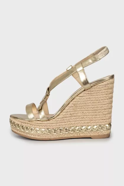 Woven sandals with leather straps