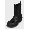 Leather boots with rubber toe