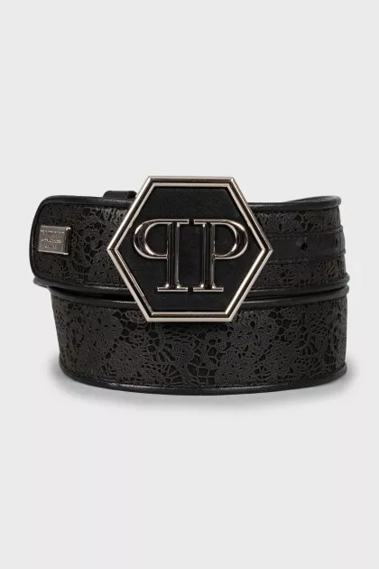 Leather belt with logo buckle