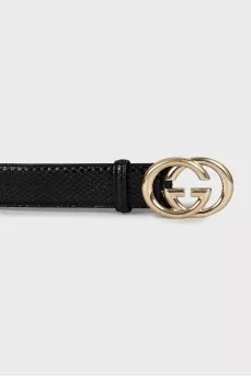 Men's leather belt with gold buckle