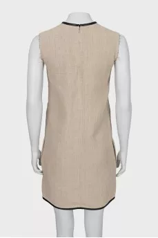 Linen dress decorated with zippers