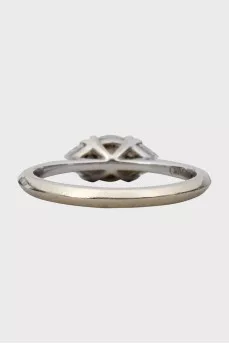 Gold ring with diamonds