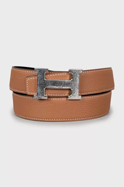 Double-sided belt with buckle logo