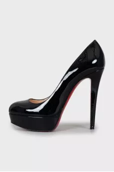 Black patent leather shoes