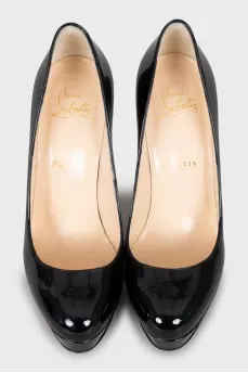 Black patent leather shoes